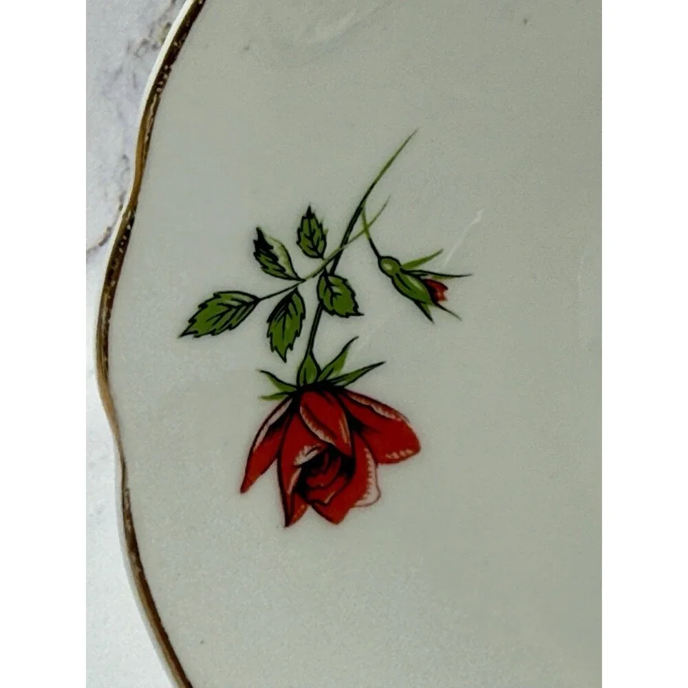 Vintage Royal Ascot English Bone China Teacup and Saucer Long Stem Red‎ Rose